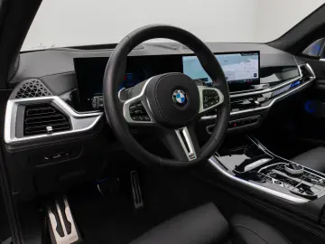 X5 M60i Panorama 360  B&W SoftCL Massage 22Zoll