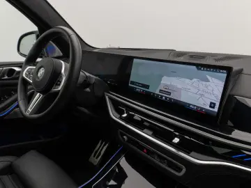 X5 M60i Panorama 360  B&W SoftCL Massage 22Zoll
