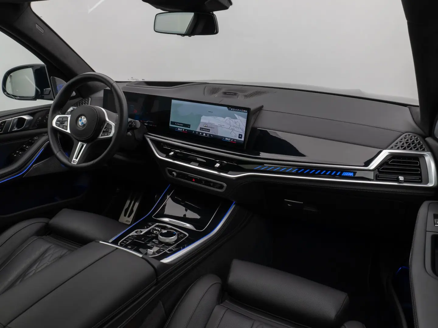 X5 M60i Panorama 360  B&W SoftCL Massage 22Zoll