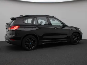 X1 xD25e SportLine Panorama HUD DAB Parkassist