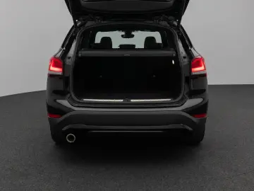 X1 xD25e SportLine Panorama HUD DAB Parkassist