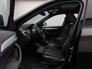 X1 xD25e SportLine Panorama HUD DAB Parkassist