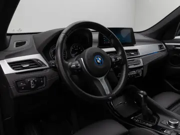 X1 xD25e SportLine Panorama HUD DAB Parkassist
