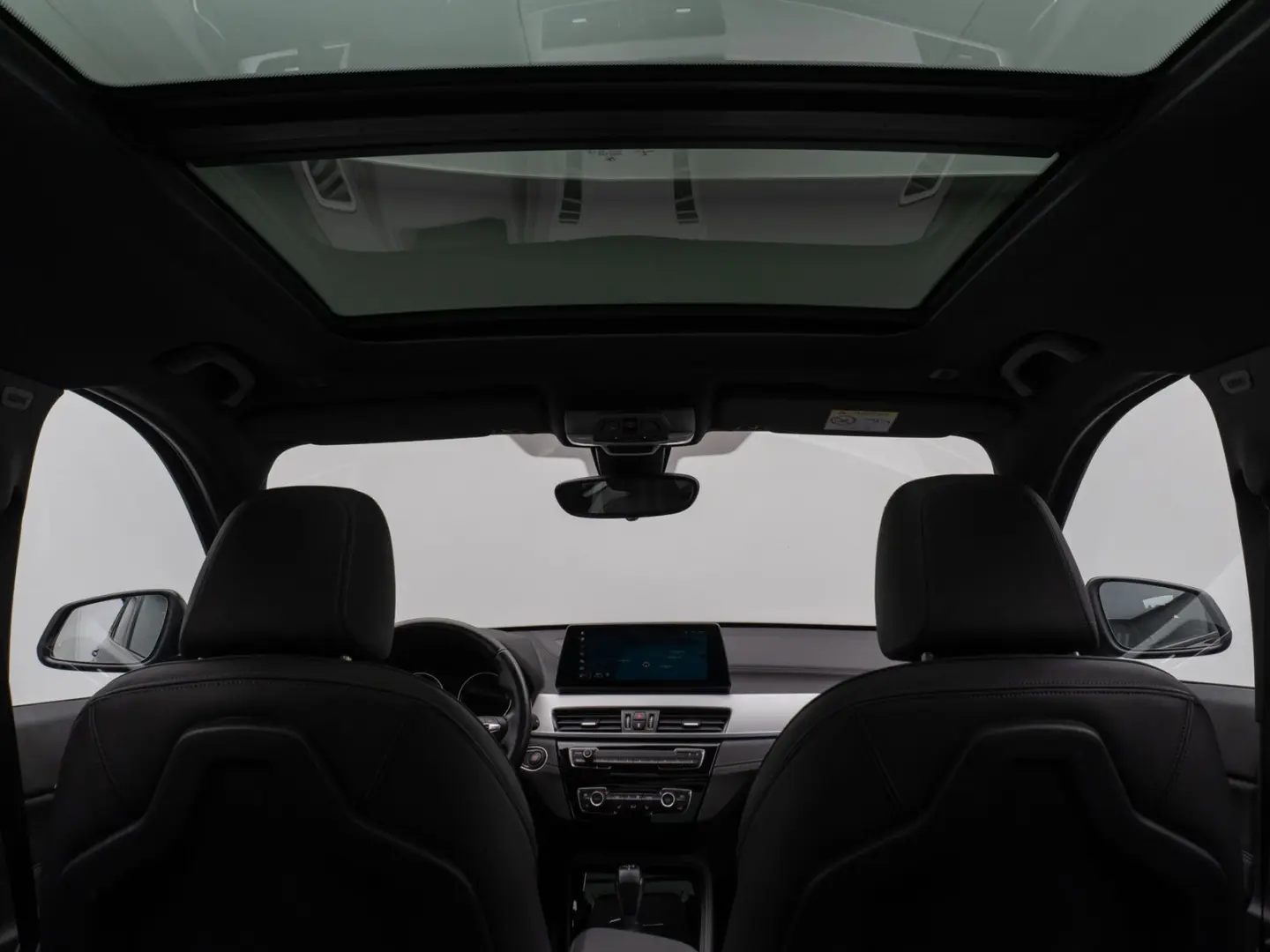 X1 xD25e SportLine Panorama HUD DAB Parkassist
