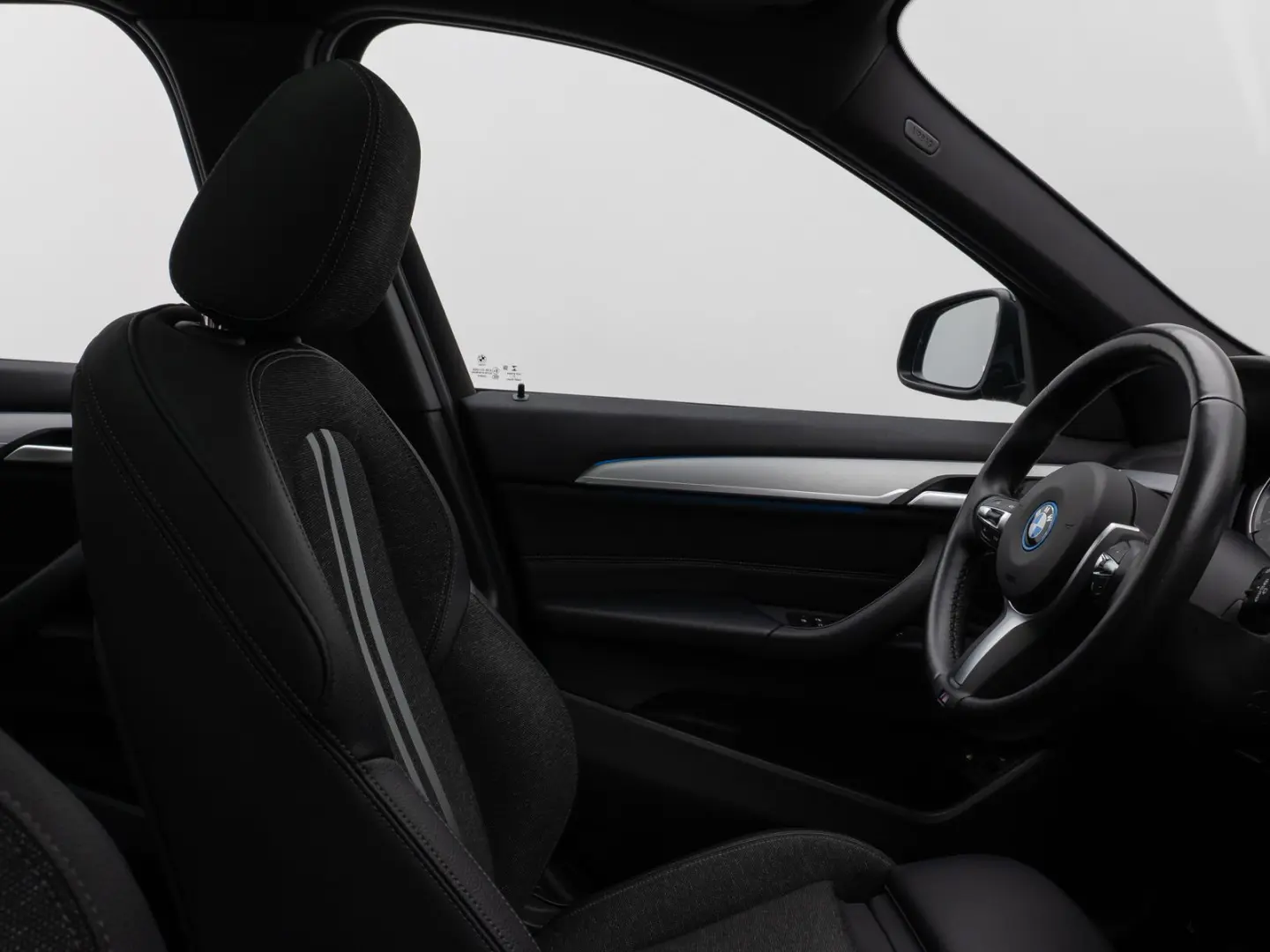 X1 xD25e SportLine Panorama HUD DAB Parkassist