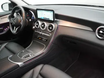 GLC 220 d 4Matic 9G-Tronic Leder/Distronic/Kamer