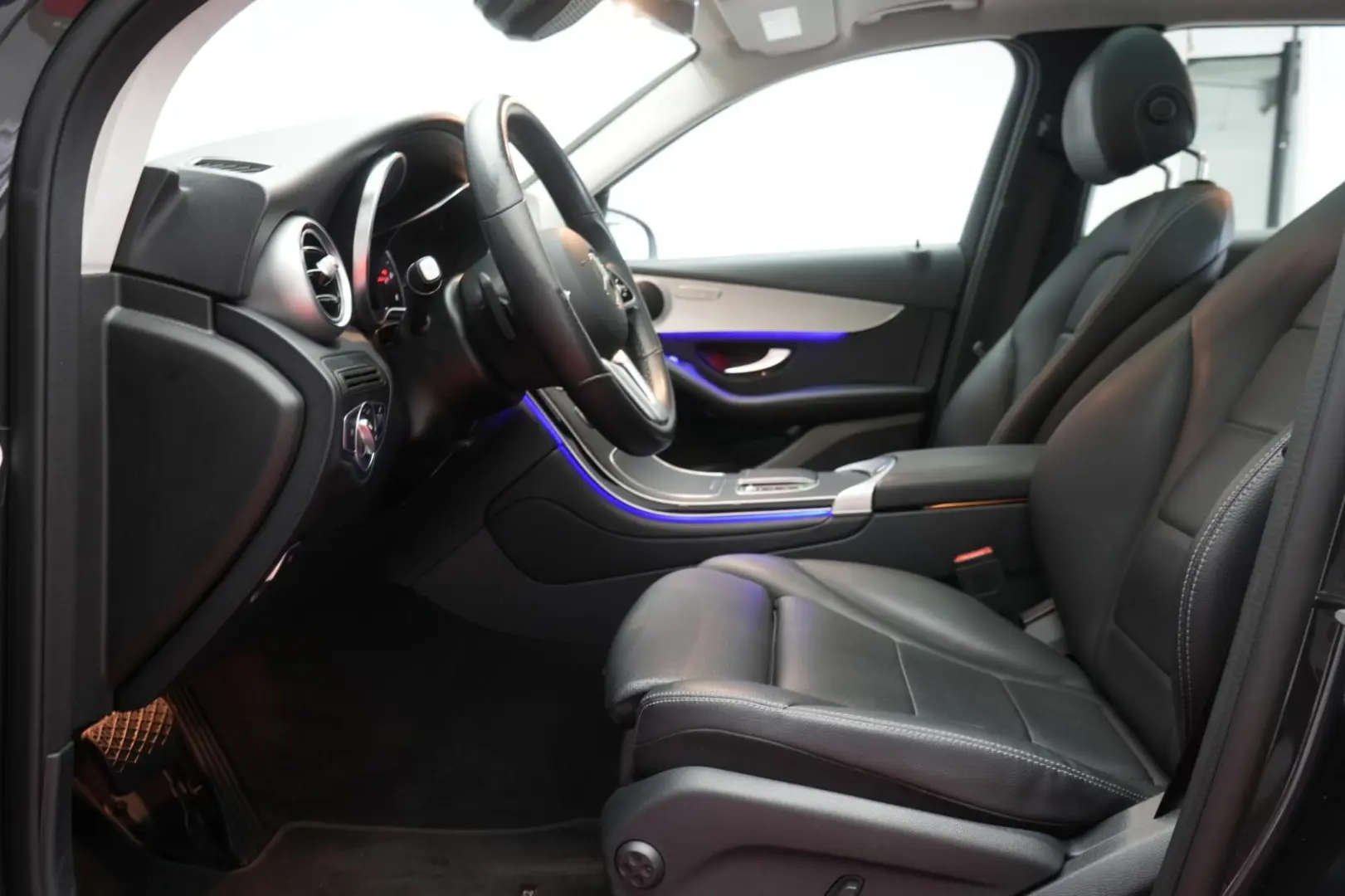 GLC 220 d 4Matic 9G-Tronic Leder/Distronic/Kamer