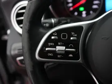 GLC 220 d 4Matic 9G-Tronic Leder/Distronic/Kamer