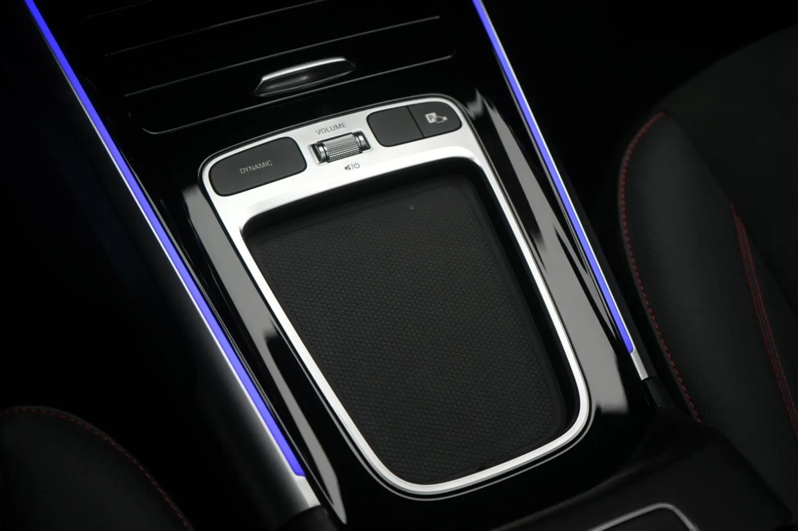 GLB 220 d 4Matic 8G-DCT AMG Navi/Distronic/Kamer