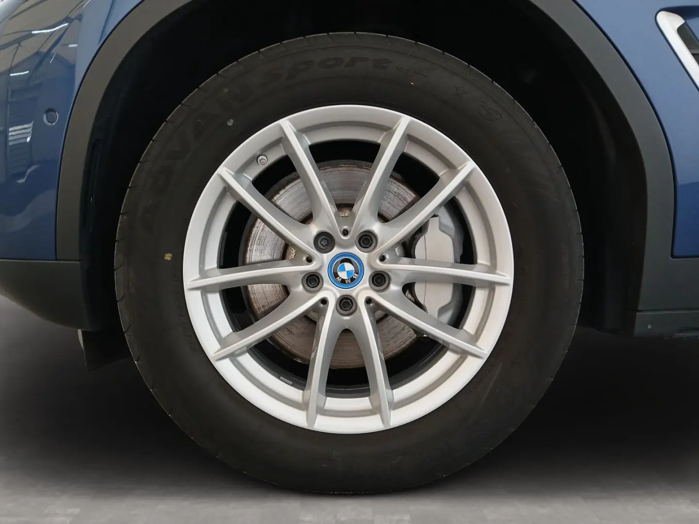 X3 xDrive30e AHK LiveCockpitProf Head-Up Laser