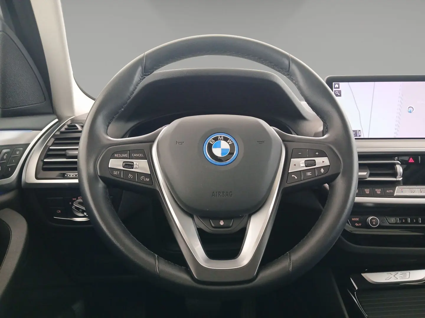 X3 xDrive30e AHK LiveCockpitProf Head-Up Laser