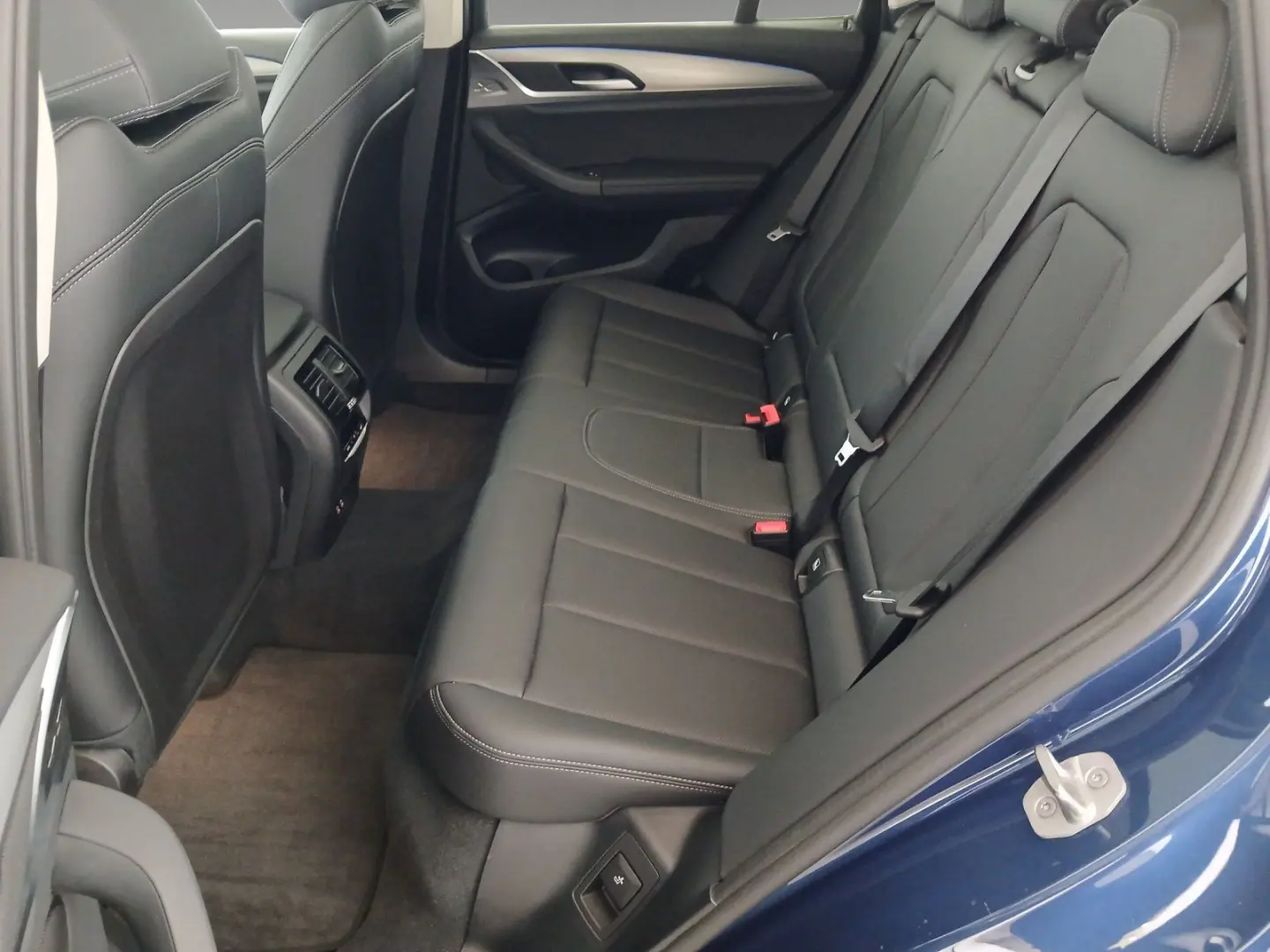 X3 xDrive30e AHK LiveCockpitProf Head-Up Laser