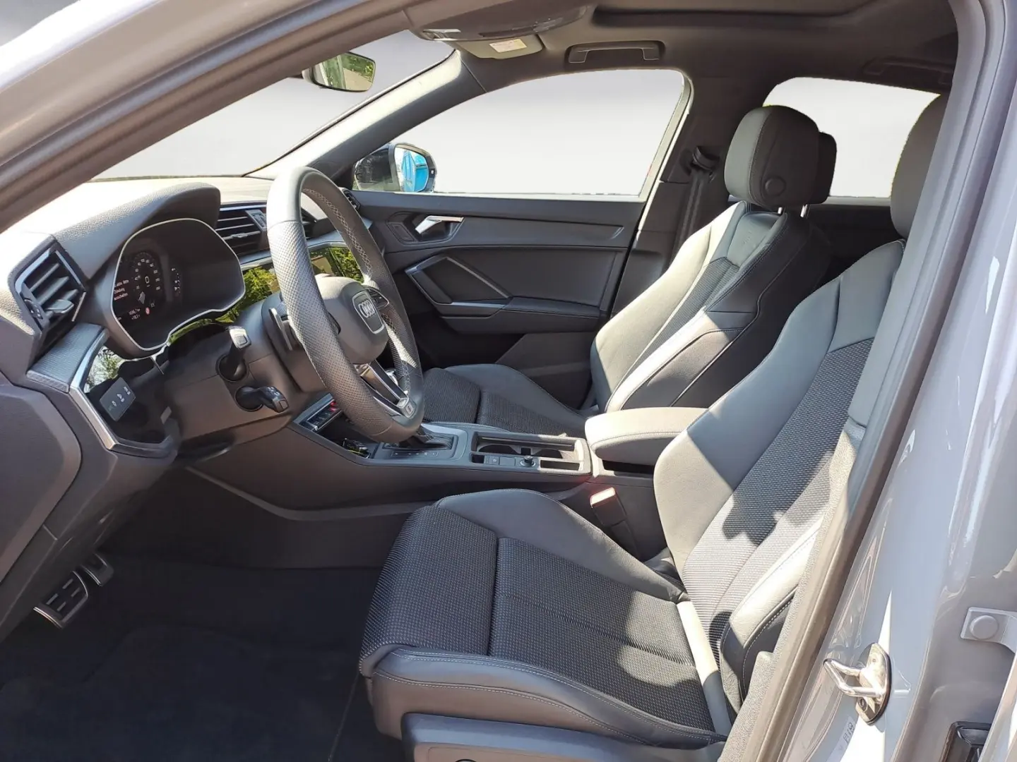 Q3 Sportback 45 TFSI quattro S tronic S line