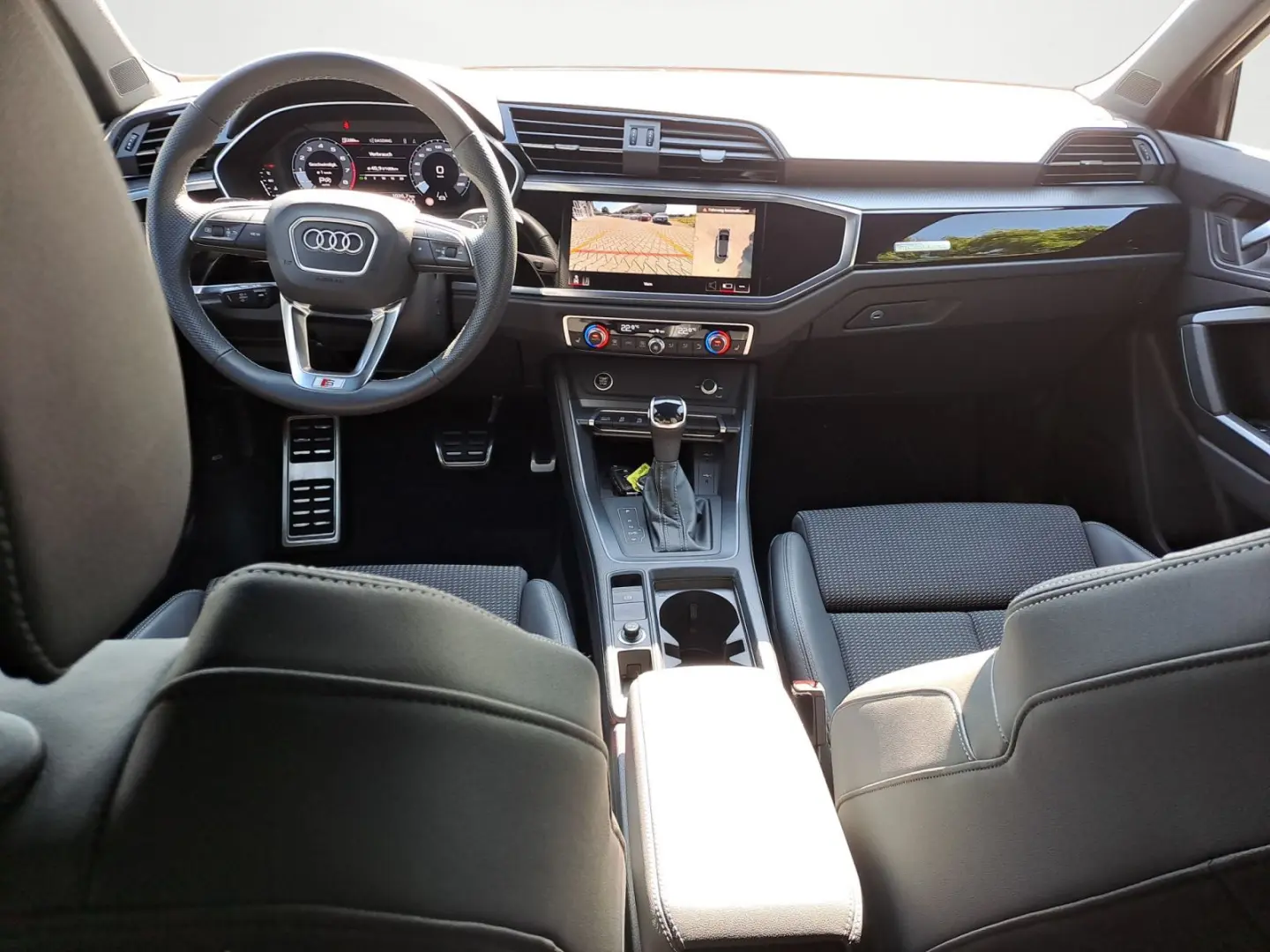 Q3 Sportback 45 TFSI quattro S tronic S line