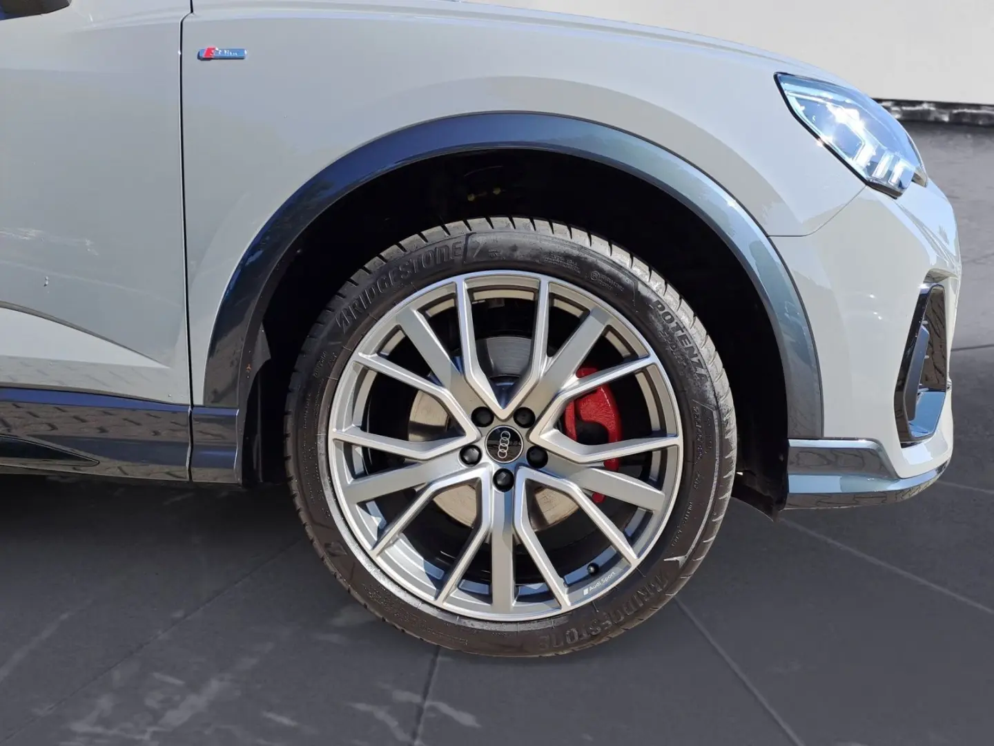 Q3 Sportback 45 TFSI quattro S tronic S line