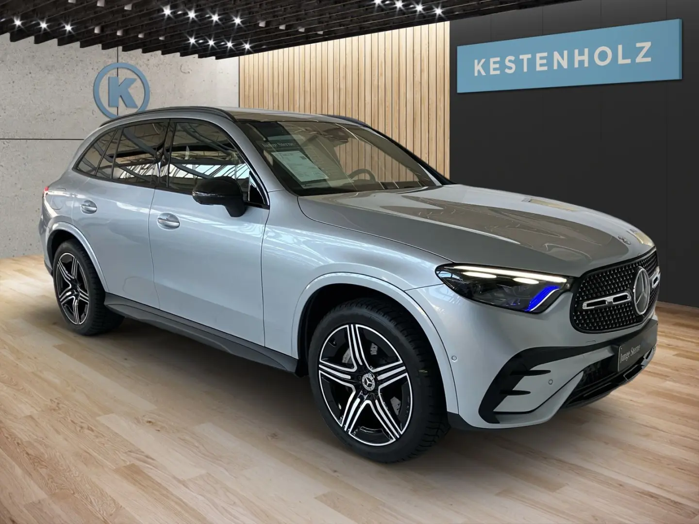 GLC 400 e 4M *AMG*NIGHT*AHK*MEMO*PANO*STHZ*360°*