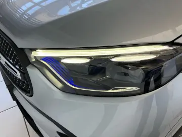 GLC 400 e 4M *AMG*NIGHT*AHK*MEMO*PANO*STHZ*360°*