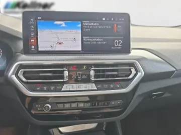 X3  30i xDrive+M-Sport+ACC+AHK+HeadUp+Stdhzg.Pan