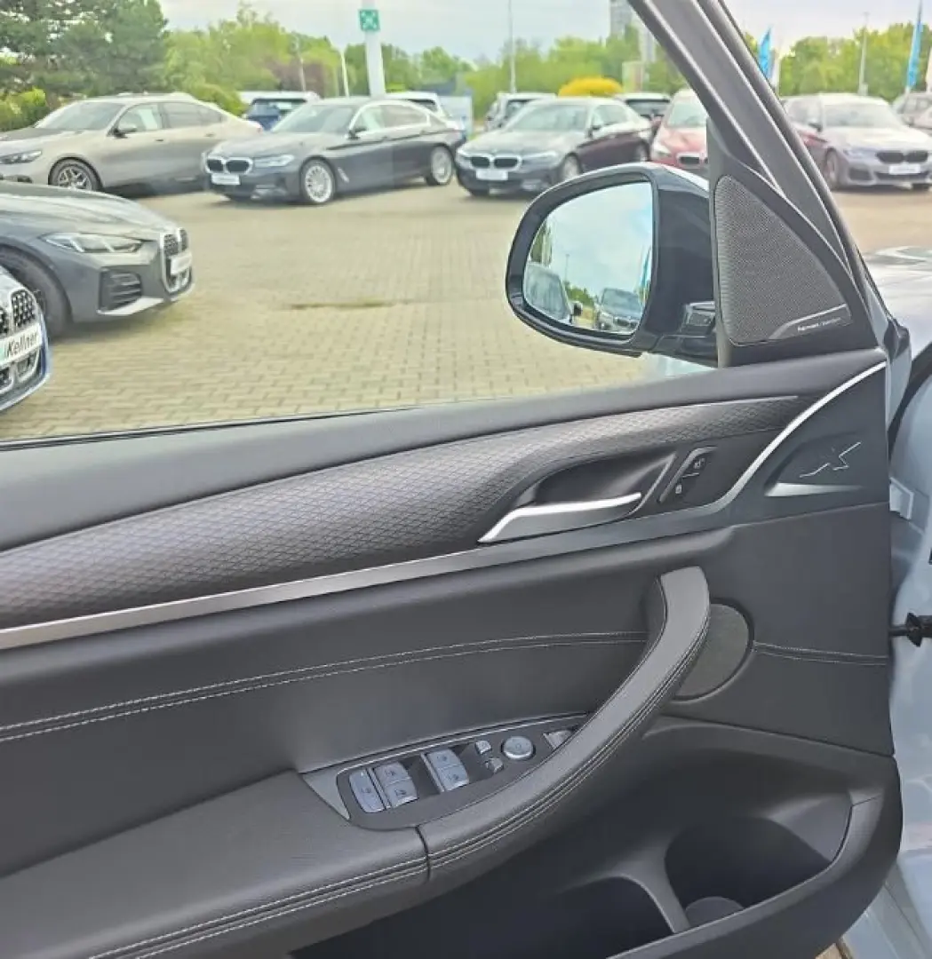 X3  30i xDrive+M-Sport+ACC+AHK+HeadUp+Stdhzg.Pan