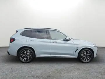 X3  30i xDrive M-Sport ACC AHK HeadUp Stdhzg.Pan