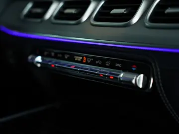 GLE 350 d 4M AMG Line 1.H *Pano*Wide*Distr*AHK