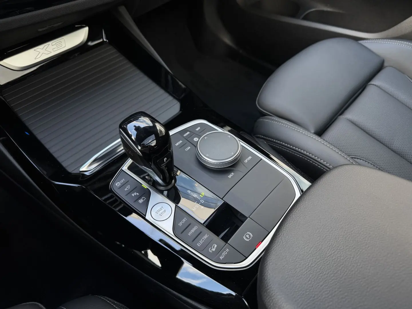 X3 xDrive30e Laser DA ACC PA+ Pano AHK HuD HiFi
