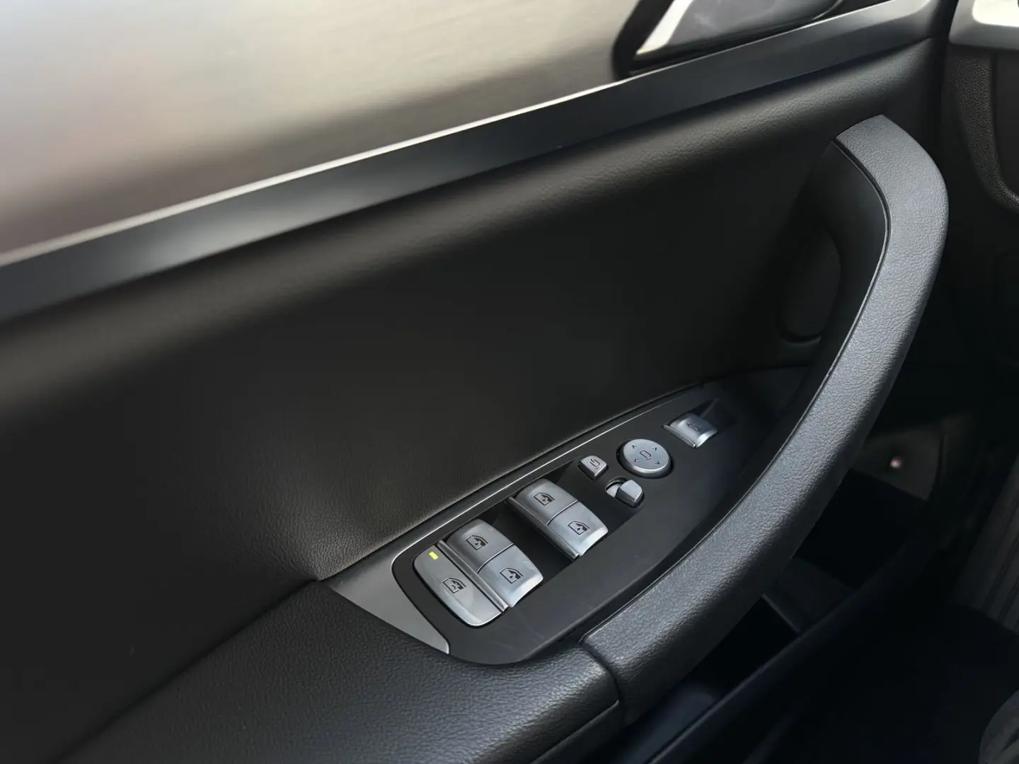 X3 xDrive30e Laser DA ACC PA+ Pano AHK HuD HiFi