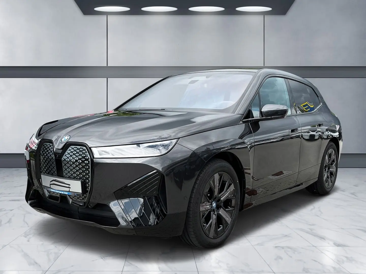 iX Edition Sport 50 xDrive AHK Sky Lounge