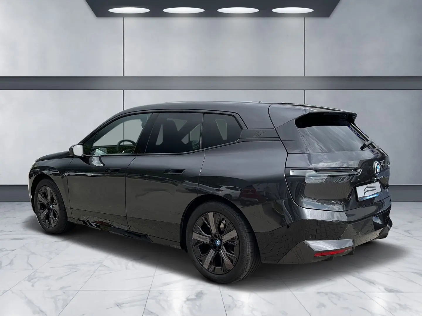 iX Edition Sport 50 xDrive AHK Sky Lounge