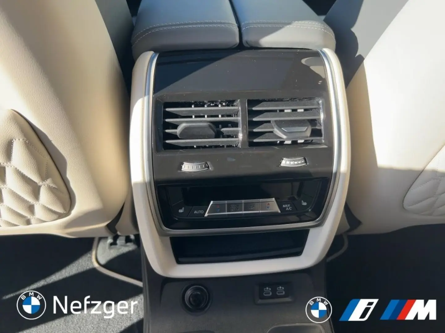 X7 xDrive40d M Sport Massage B&W Panorama Standh