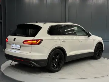 Touareg V6 TDI 4Motion*PANORAMA*LEDER*LUFT*KAMER