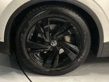 Touareg V6 TDI 4Motion*PANORAMA*LEDER*LUFT*KAMER