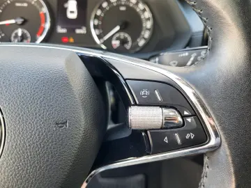 Skoda Octavia 1.5 TSI Ambition