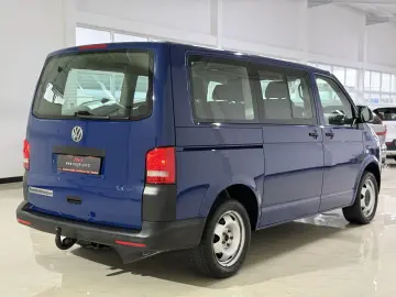 Volkswagen T5 Caravelle 2.0 TDI