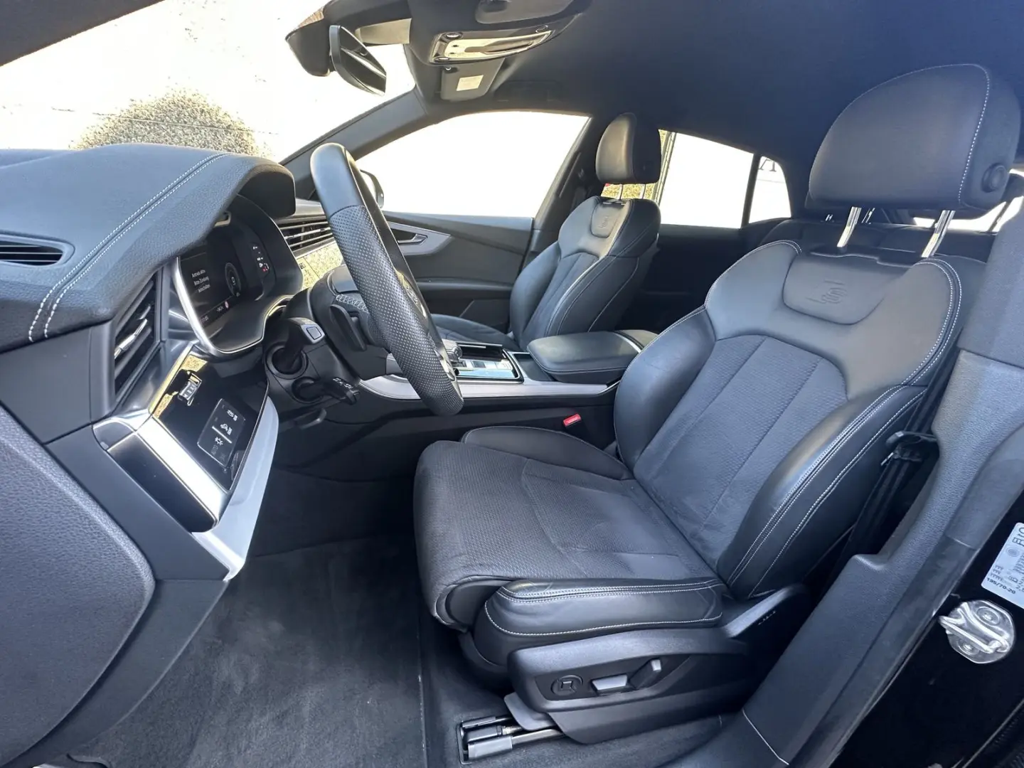 Q8  45 TDI quattro tiptronicS line Sport   AHK