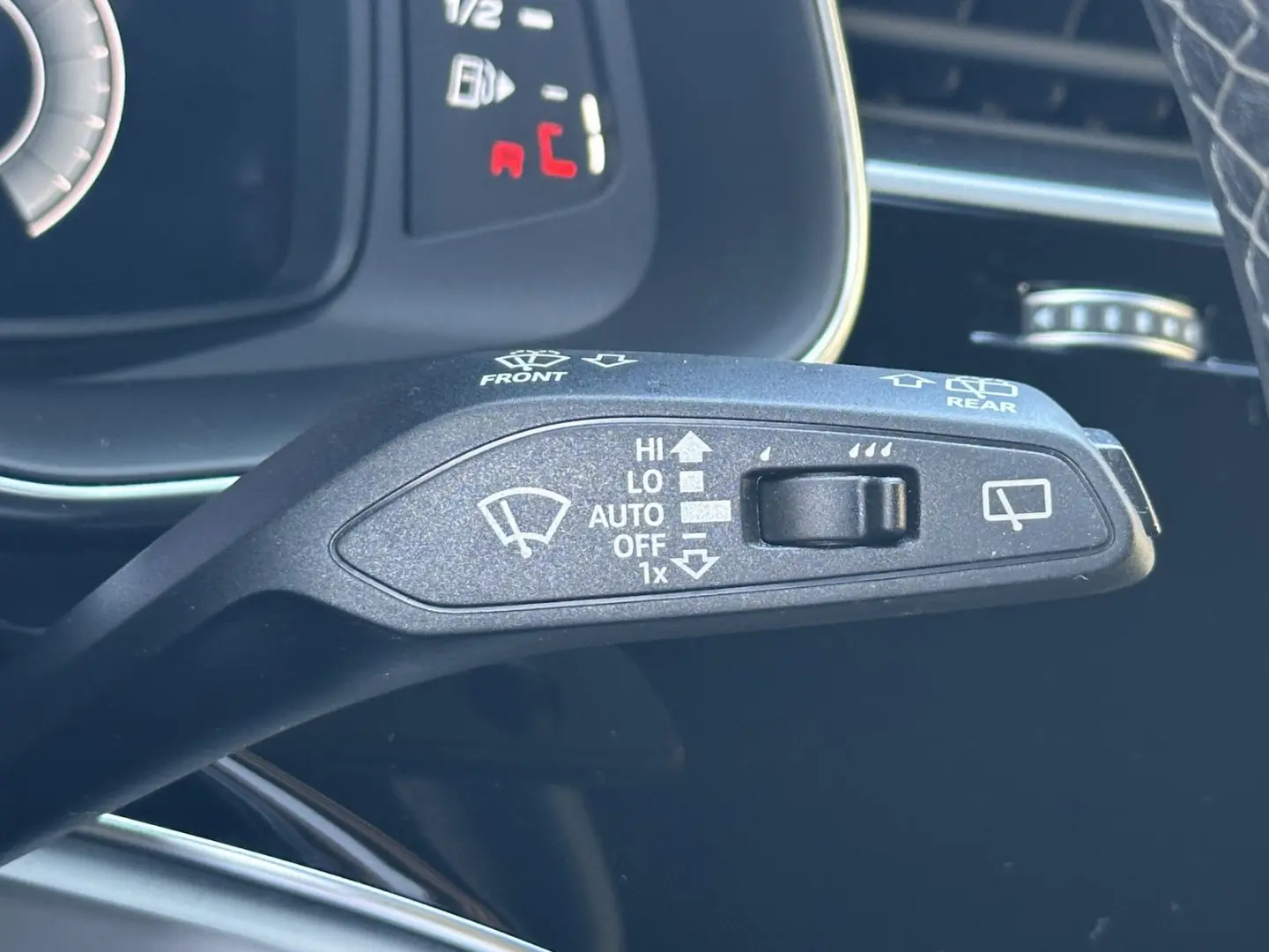 Q8  45 TDI quattro tiptronicS line Sport   AHK