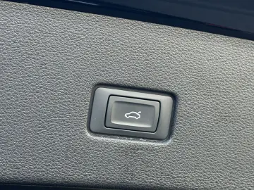 Q8  45 TDI quattro tiptronicS line Sport   AHK