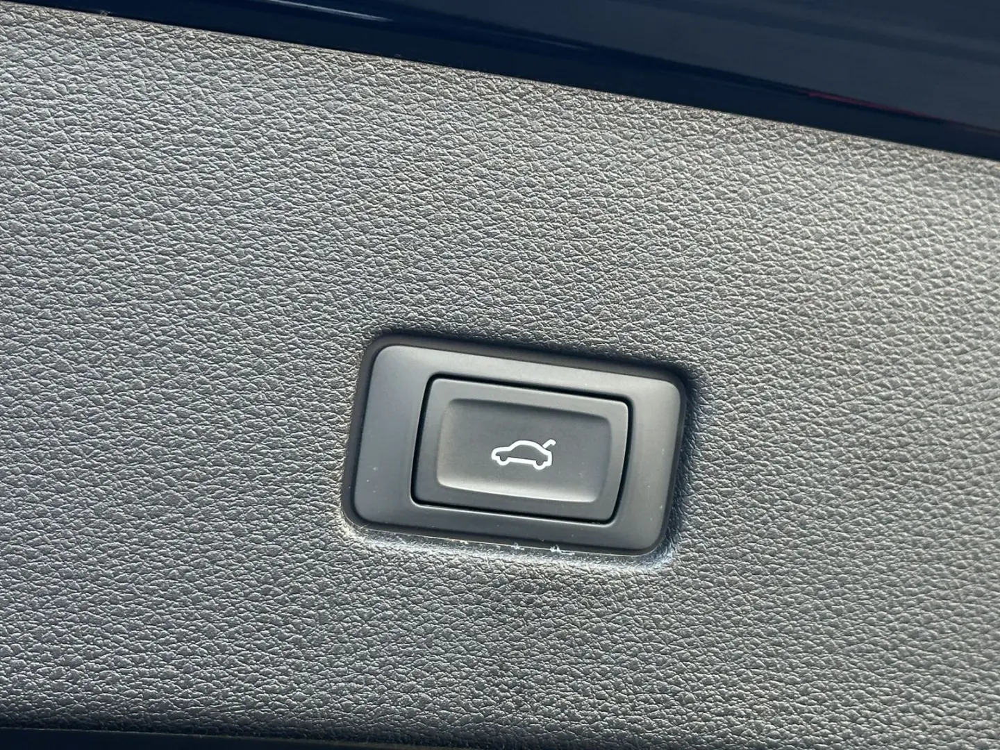 Q8  45 TDI quattro tiptronicS line Sport   AHK