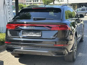 Q8  45 TDI quattro tiptronicS line Sport   AHK