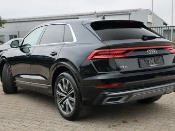 Q8 55 TFSI S Line Quattro