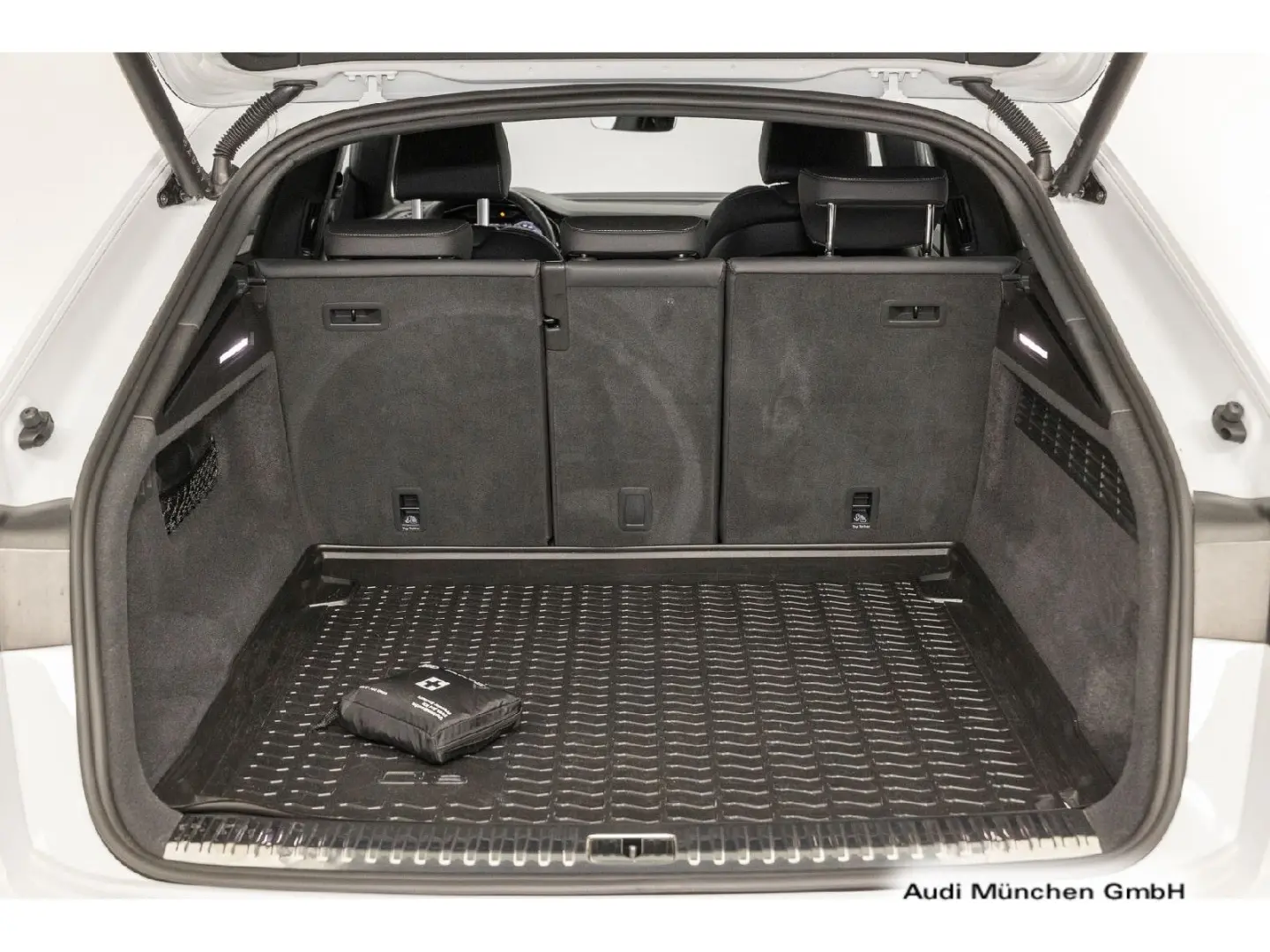 Q8 50 TDI qu. tiptr. S line AHK/Virtual+/HUD/Mat