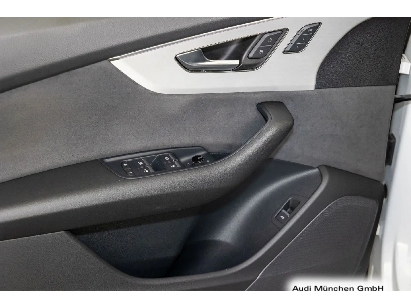 Q8 50 TDI qu. tiptr. S line AHK/Virtual+/HUD/Mat