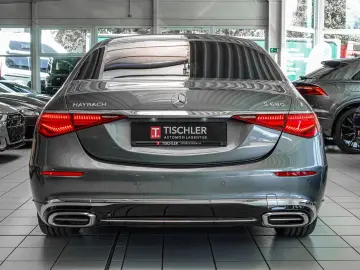 Maybach S680 4Matic