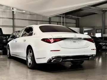 Maybach S580 4M