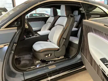 Rolls-Royce Spectre