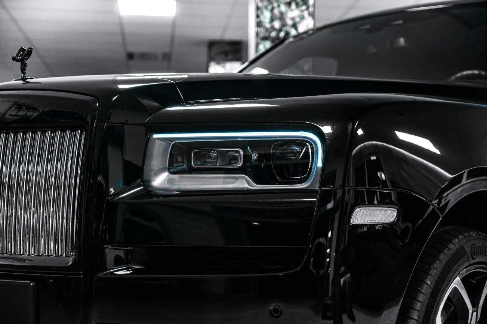 Cullinan Black Badge