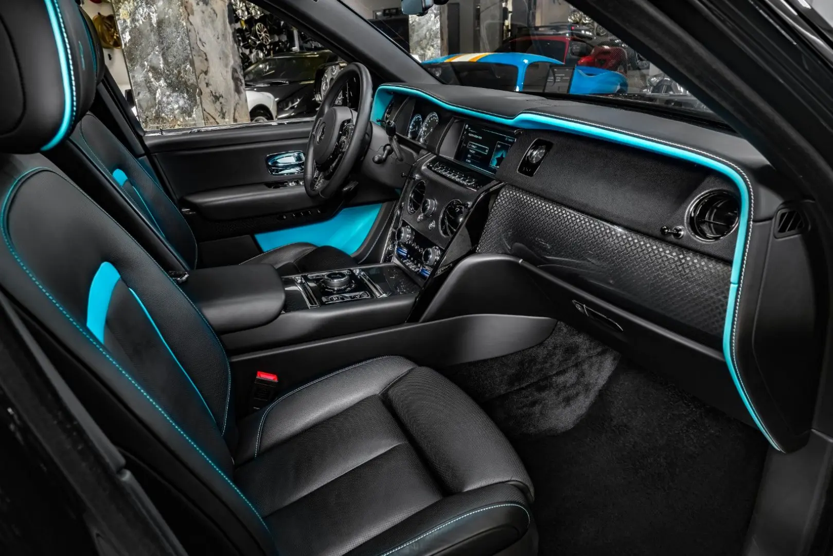 Cullinan Black Badge