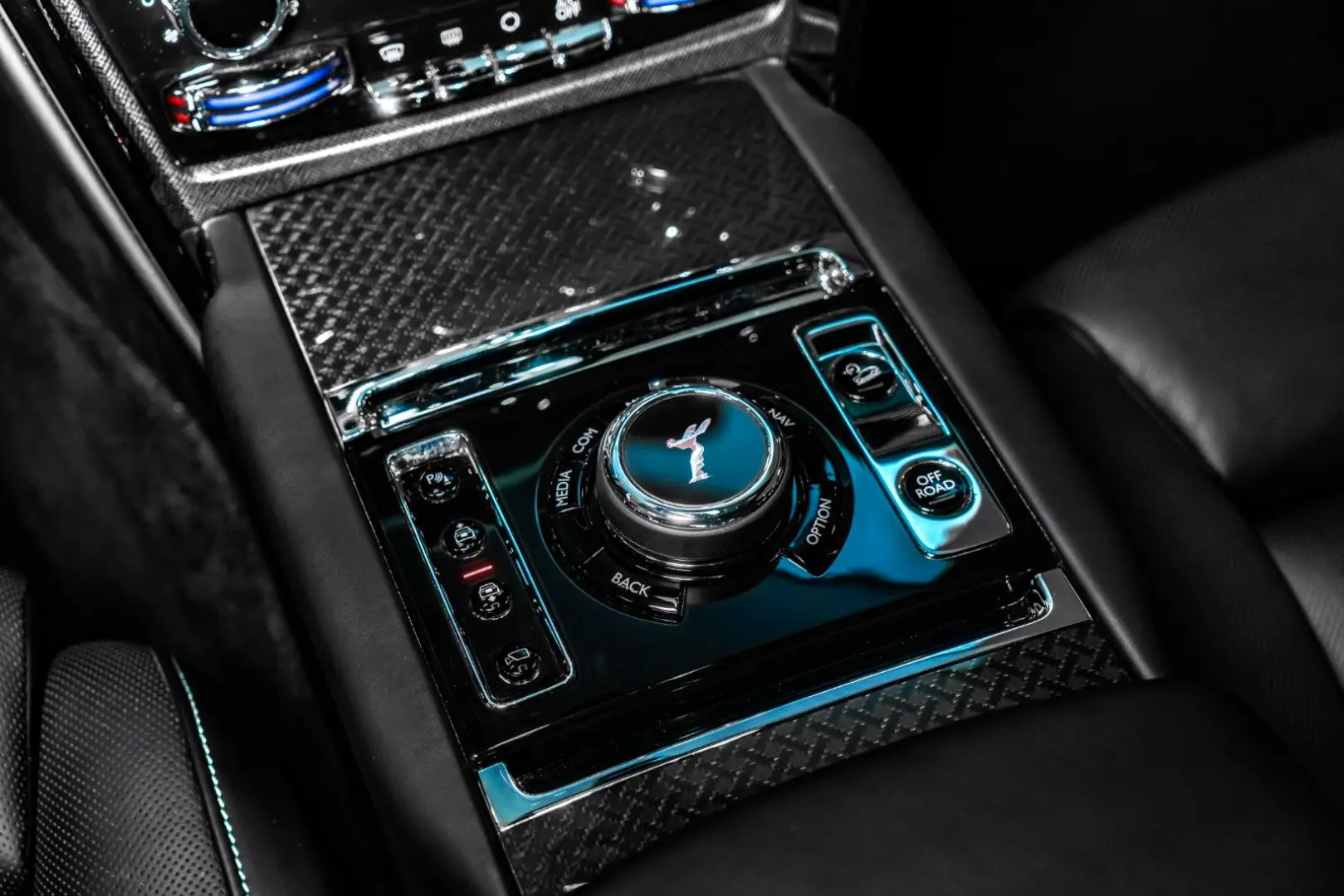 Cullinan Black Badge