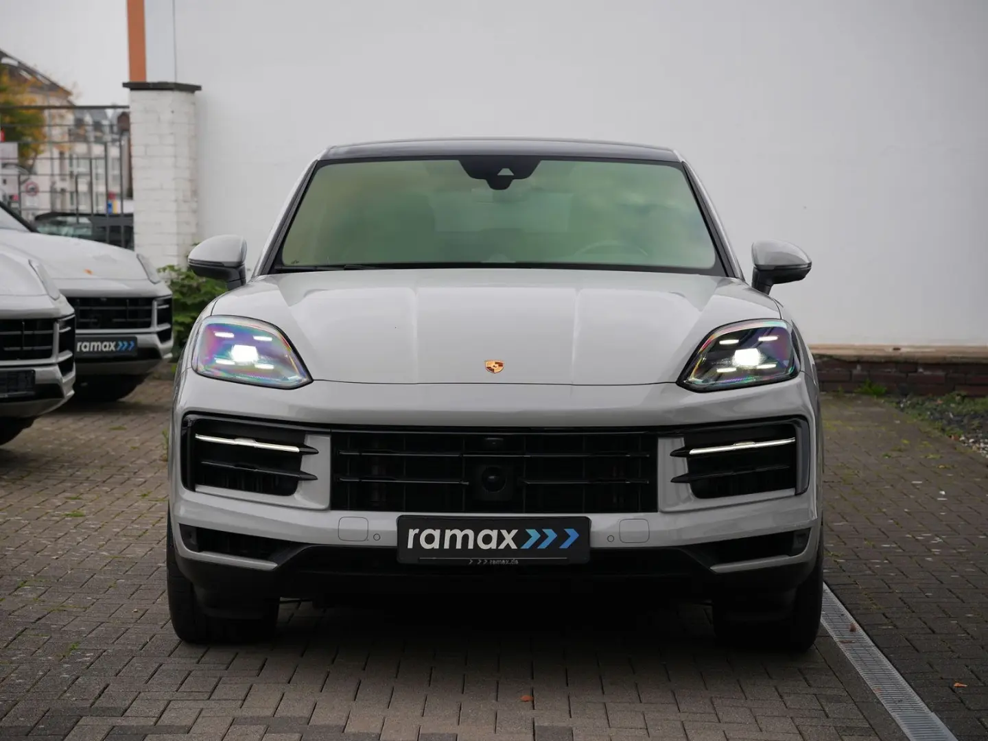 Porsche E-Hybrid Coupé INNODRIVE-LUFTF-PANO-MASSAGE