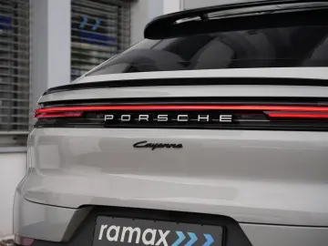 Porsche E-Hybrid Coupé INNODRIVE-LUFTF-PANO-MASSAGE
